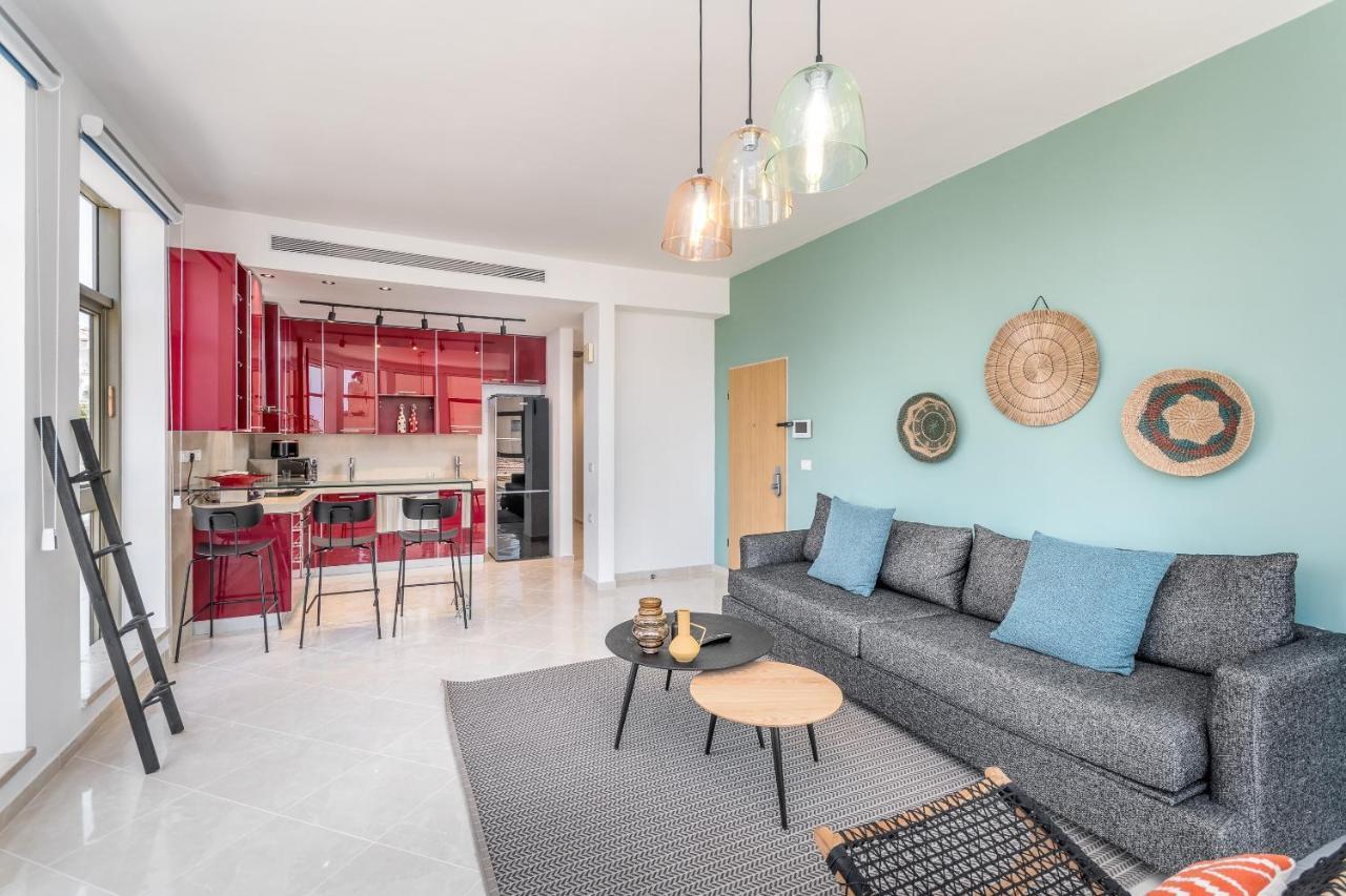 Apartment Superbe Avec Terrasse Tres Proche De La ! *